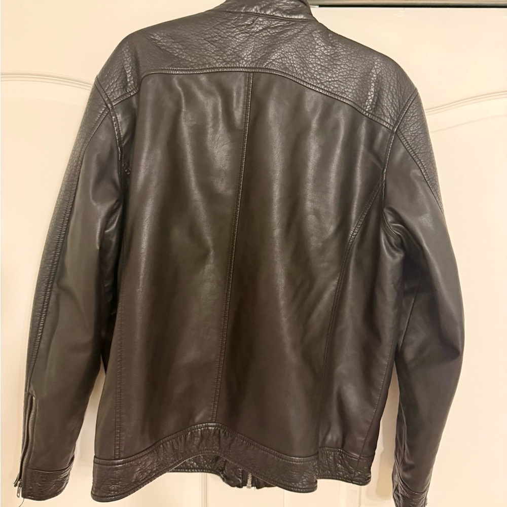 Black Rivet Men's Dark Leather Bomber Jacket - Picture 2 of 3